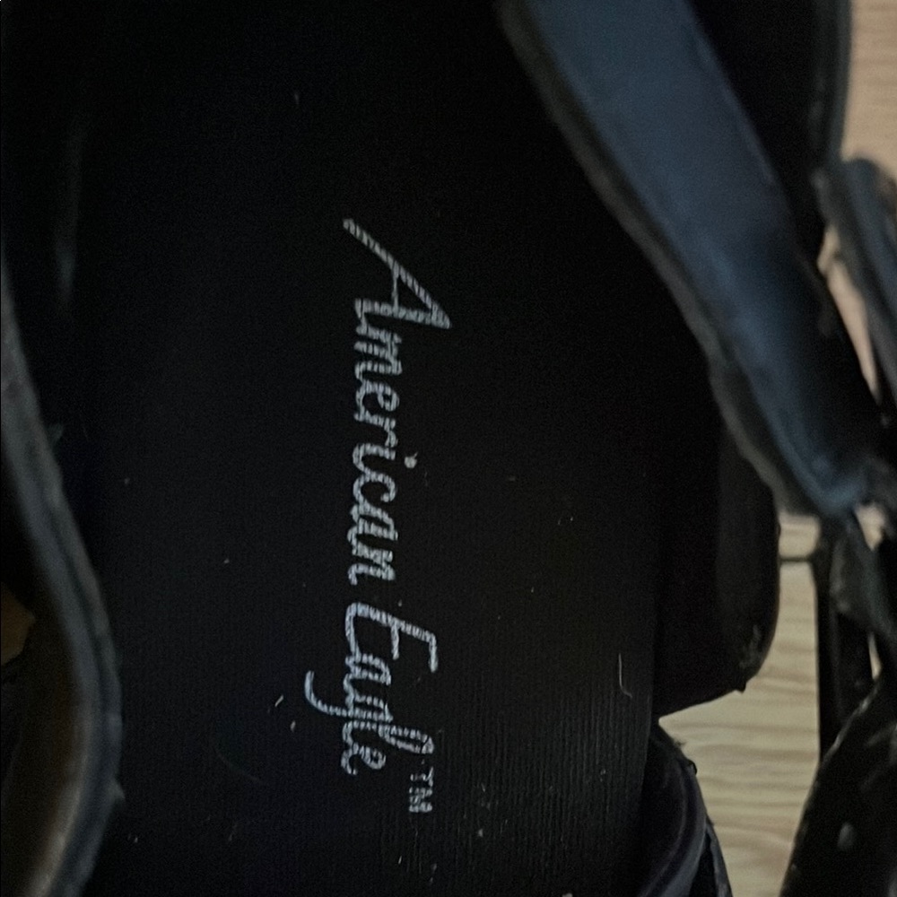 American Eagle Women’s Black Leather Buckle Booties - Size 7.5 - Picture 4 of 4